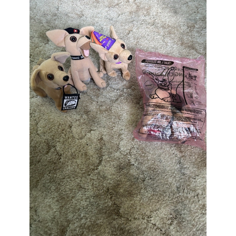 VTG Taco Bell Talking Chihuahua Plush Lot of 4 ALL WORKING 1 Sealed New Year